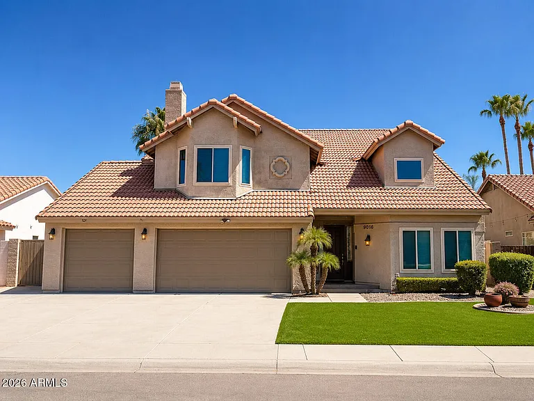 9016 E Sahuaro Dr — Photo 1