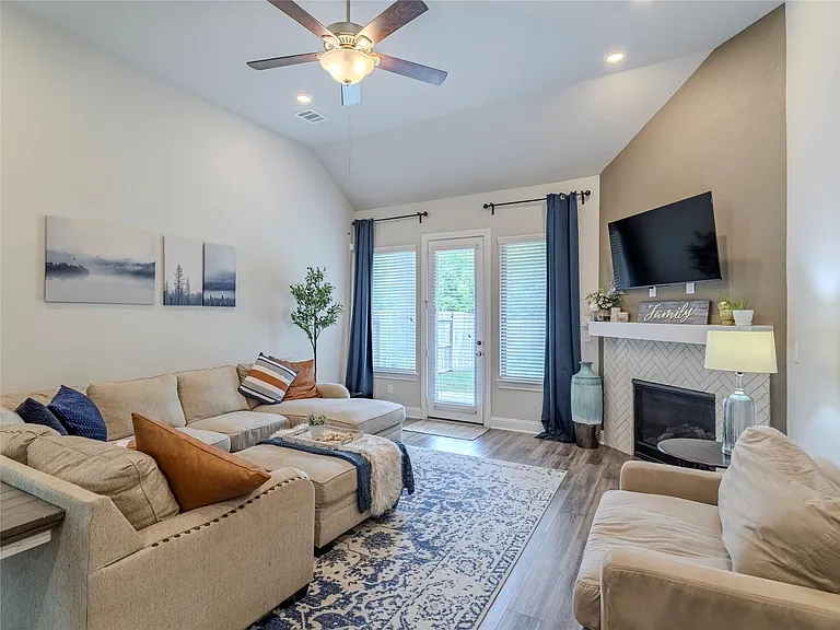 10923 Texas Rose Dr — Photo 26