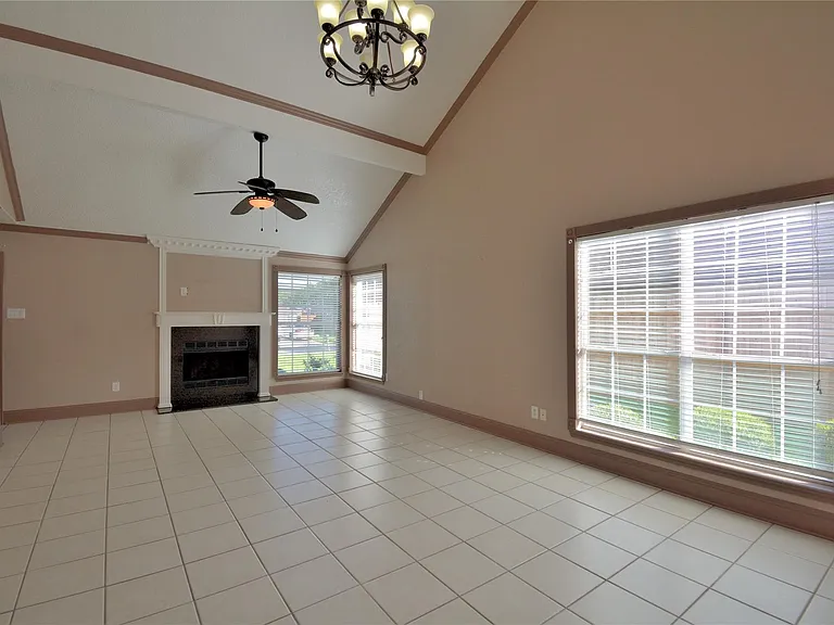 11315 Waxwood Dr — Photo 11