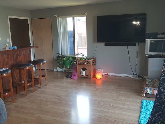 2nd image of 15732 Terrace Dr Unit 2