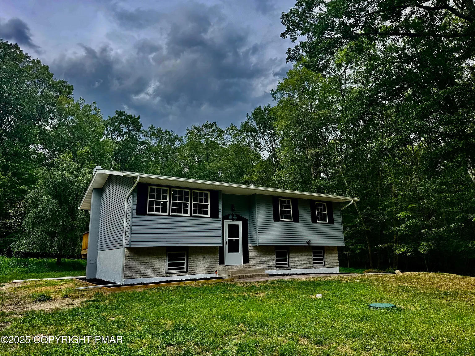 767 Snow Hill Rd photo 1