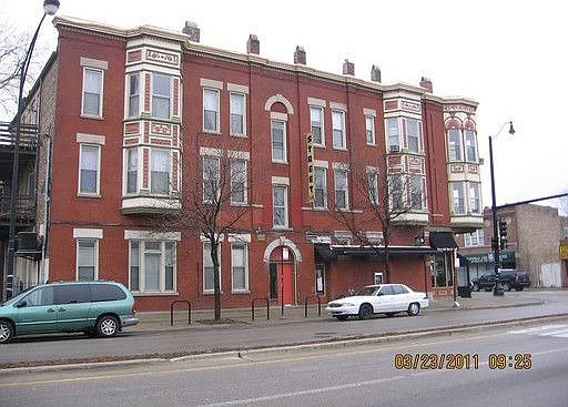 1st image of 3203 W Armitage Ave APT 1R