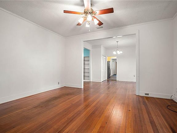 4th image of 118 Mohawk St