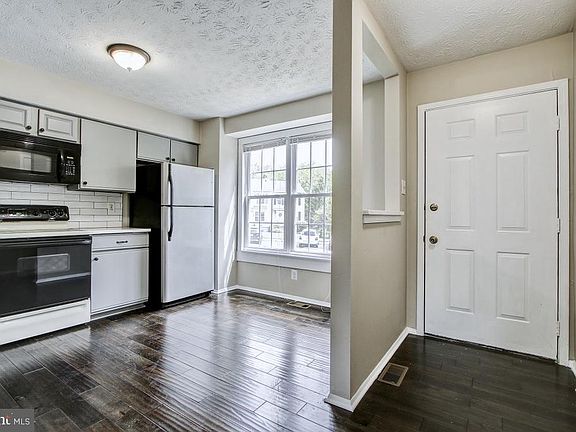 5th image of 19331 Liberty Heights Ln