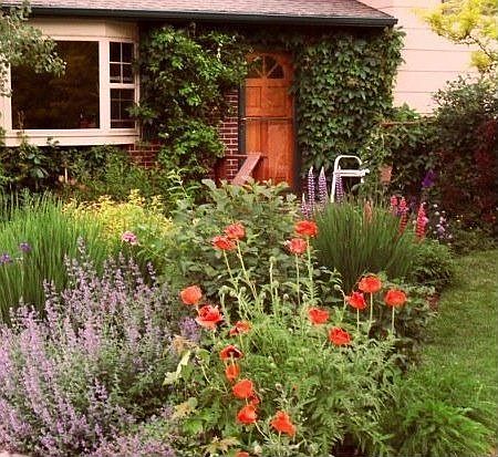 'English cottage' in town