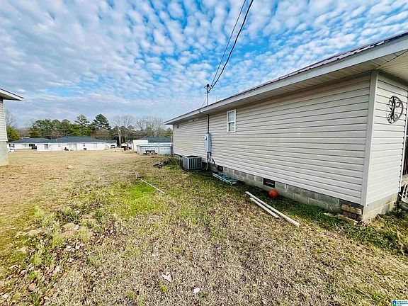 4th image of 4985 Lakeplace Rd