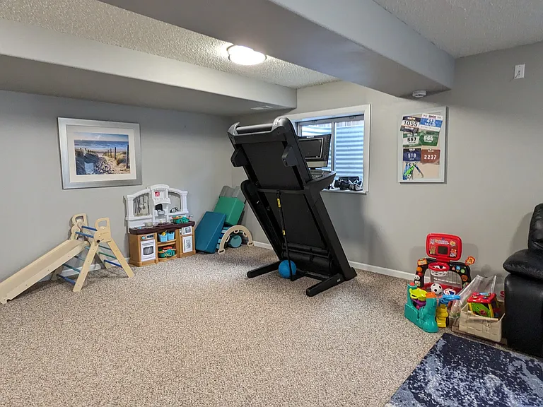 7126 Grand Prairie Dr — Photo 33