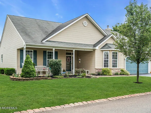 6 Rosedale Lane, Whiting, NJ 08759