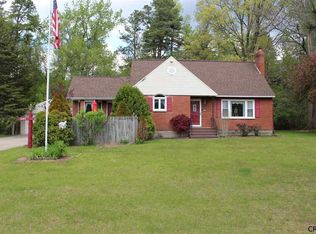 6075 E Old State Rd, Schenectady, NY 12303