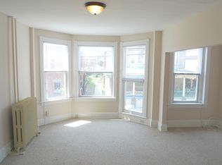 29 Belvidere St APT 201, Nazareth, PA 18064