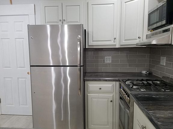 3rd image of 84 Winthrop Ave APT 2N