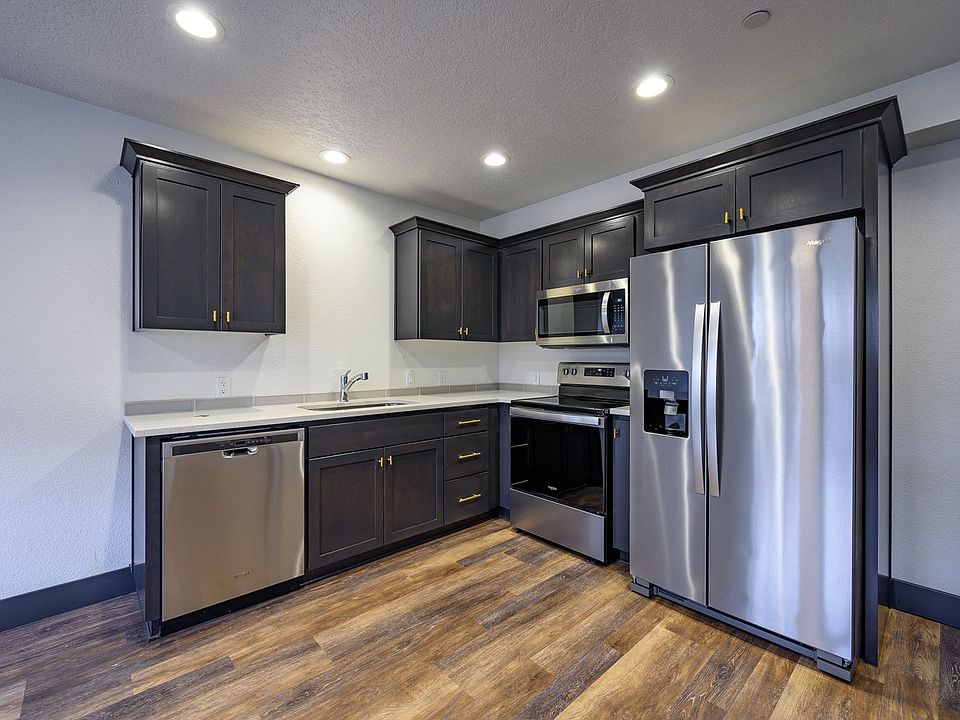 Harding School Wynooski 601 S Wynooski St Newberg OR Zillow