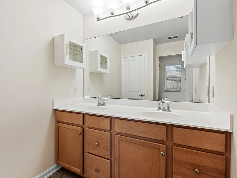 453 Christiane Way — Photo 17