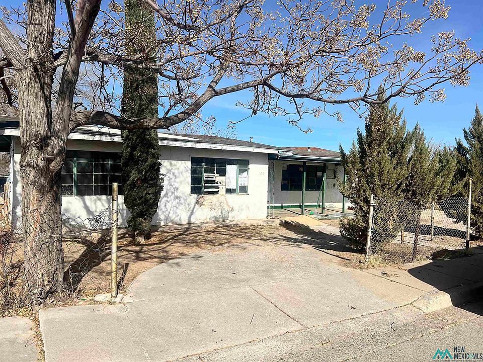 1st image of 306 W Gage Ave