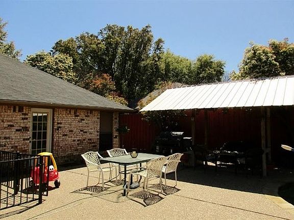 2nd image of 347 Aspenway Dr