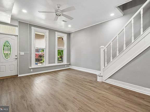 4th image of 4652 Kernwood Ave