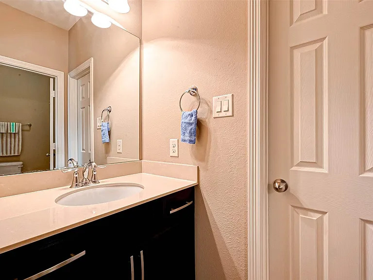 4311 Madera Creek Ln — Photo 40