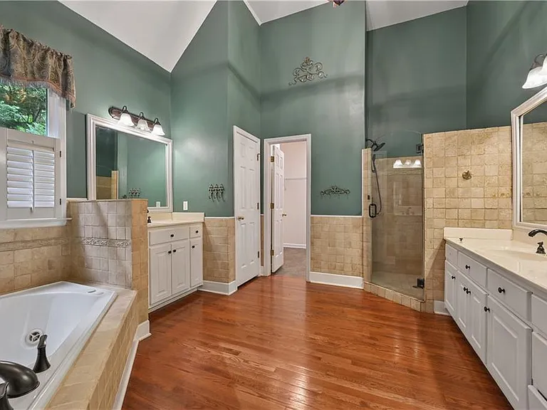 1792 Bristol Farms Ct — Photo 29