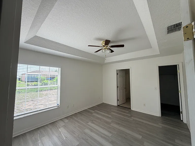 120 Eagle Point Blvd — Photo 5