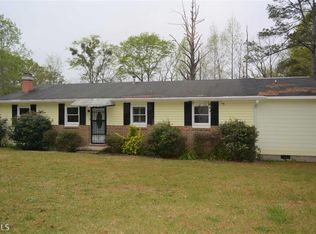 29 Oak Dr, Lagrange, GA 30240