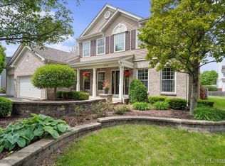 1514 Somerfield Dr, Bolingbrook, IL 60490