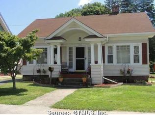 265 Chidsey Ave, East Haven, CT 06512