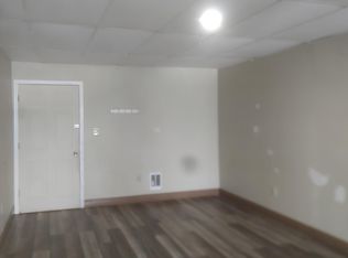11 W Franklin St APT 3, Greencastle, IN 46135