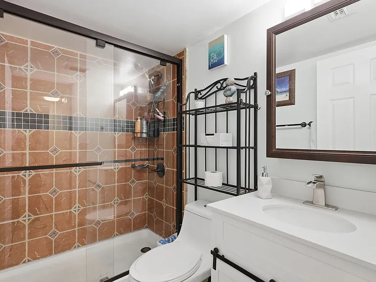 140 Orchid Woods Ct #1-13B — Photo 21