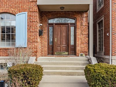 438 E Vermont St, Indianapolis, IN, 46202