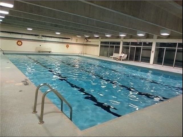 2nd image of 100 Leeward Dr #206