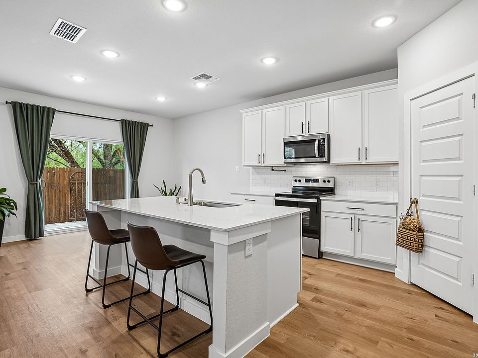 1st image of 5935 W Hausman UNIT 59