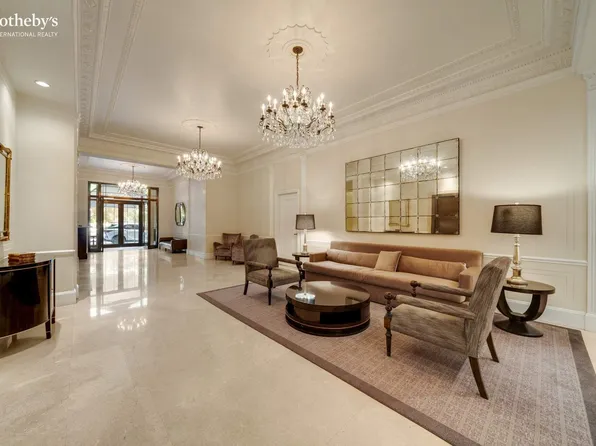 230 Central Park West image 18 of 23