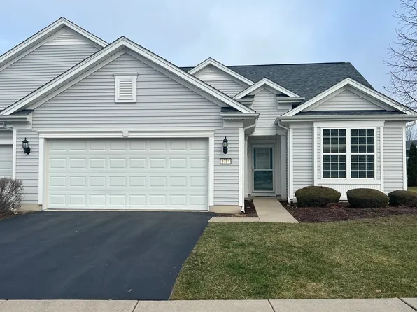 1714 Vantage Dr, Shorewood, IL 60404