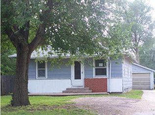 127 McLain Ave, Newton, KS 67114