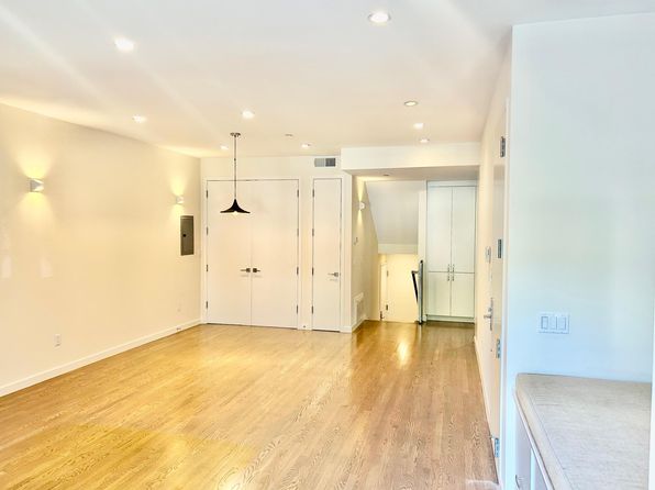 543 Grove St APT 1