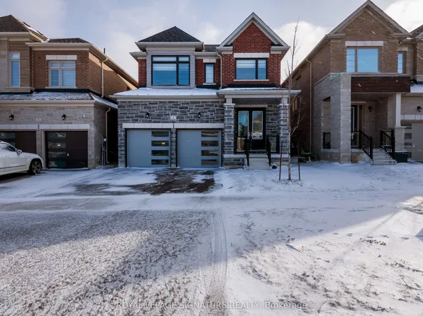 5 Sassafras Rd, Springwater, ON L9X 2C6