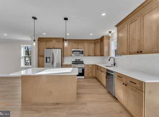 50 E Buttonwood Ave, Pine Hill, NJ 08021