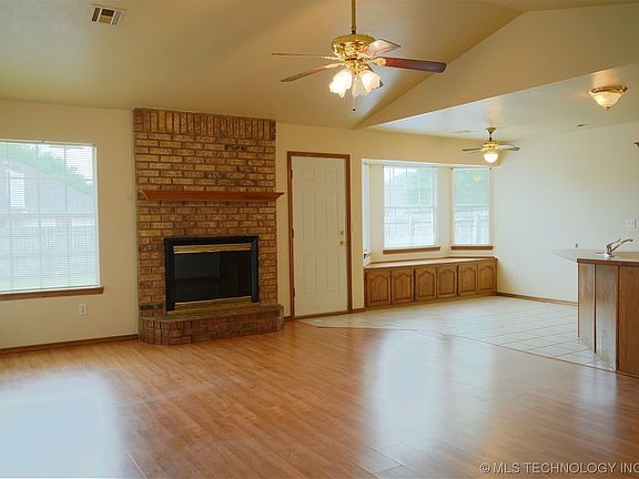 4th image of 11861 S 268th East Ave E
