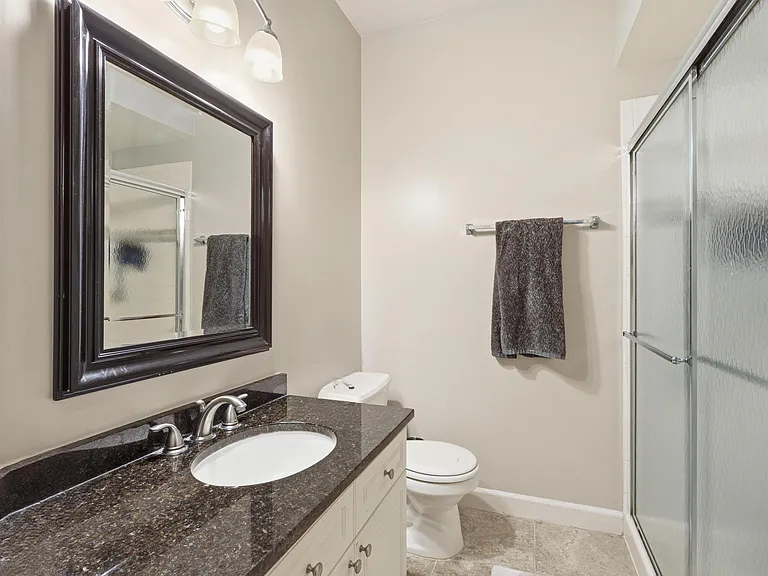 2101 Highcourt Ln #303 — Photo 8