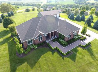 15066 Cobblestone Ln, Council Bluffs, IA 51503