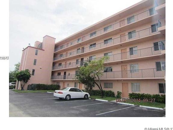 3rd image of 8730 N Sherman Cir APT 504