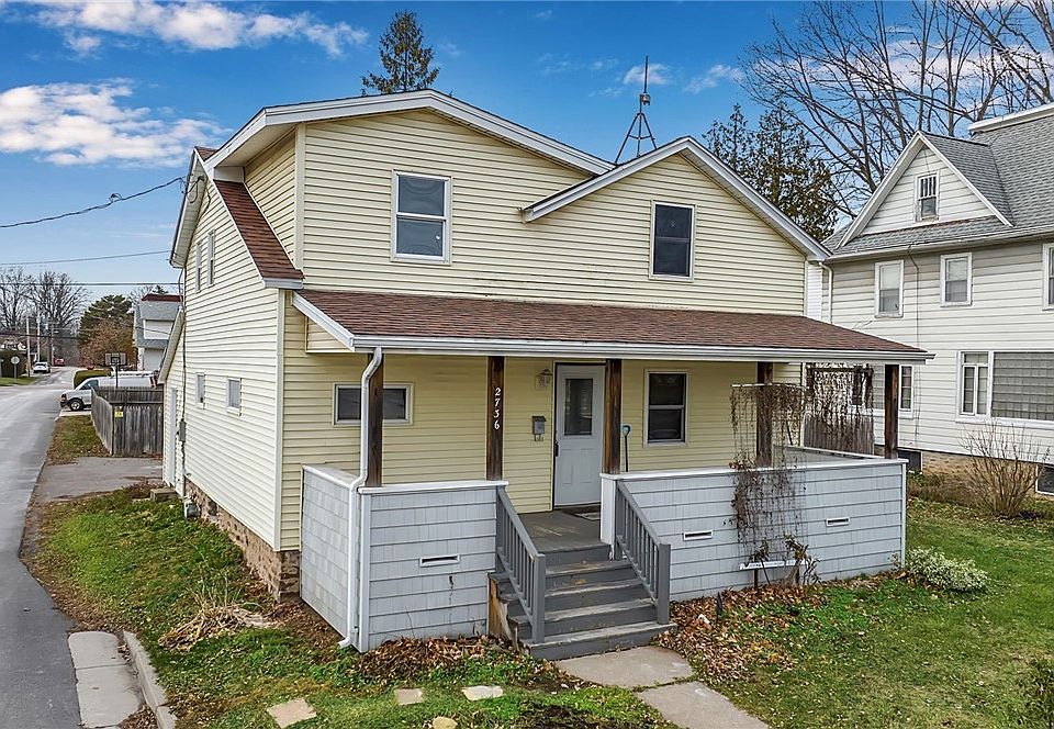 1st image of 2736 Main St