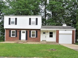 2750 Heather Ln NW, Warren, OH