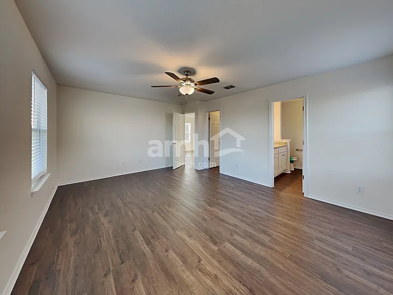 10815 Canter Spur — Photo 11