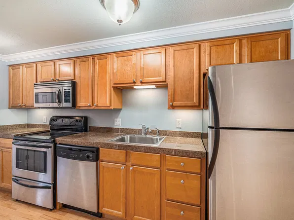 36 N Emerson St APT 205, Denver, CO 80218
