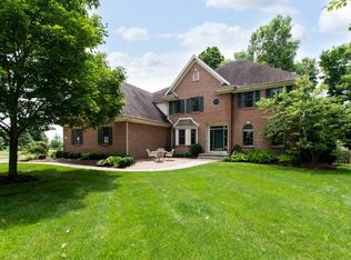 2433 Oakbrook Blvd, Dayton, OH 45434