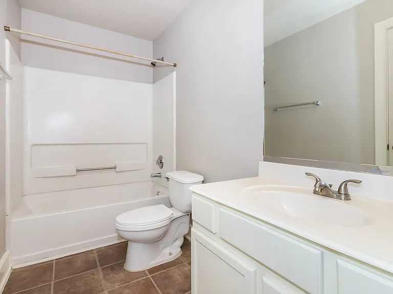 7431 Leightonfield Ct — Photo 16
