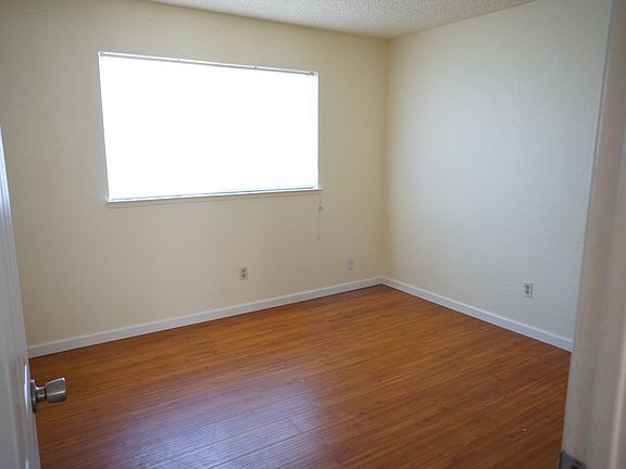 3rd image of 4900 Village Wood Dr