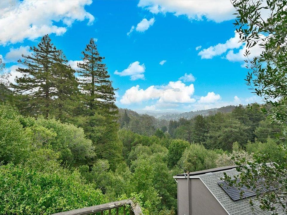 1st image of 43 Castle Rock Dr