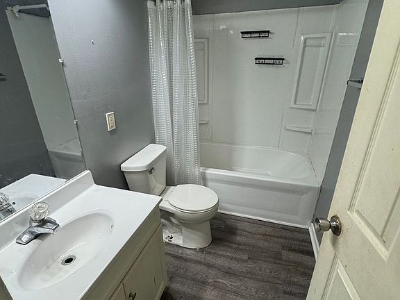 3rd image of 428 S 28th St #1